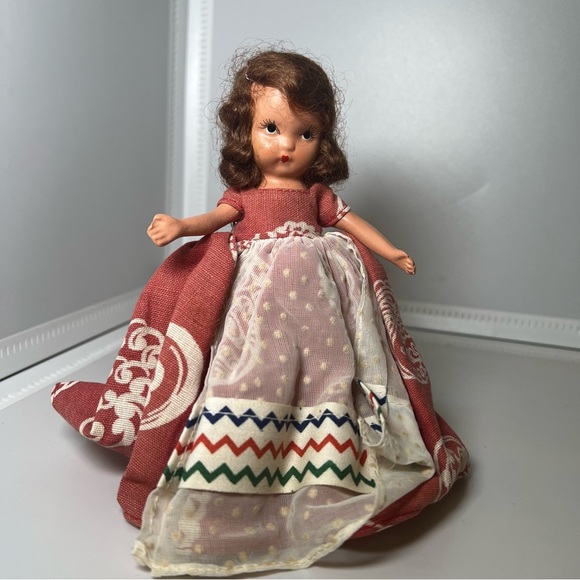 Vintage Storybook Dolls Sleepy Eyes Porcelain With Stands 5” - Picture 12 of 14